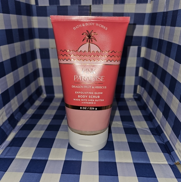Pink Paradise Exfoliating Glow Body Scrub - Picture 3 of 4